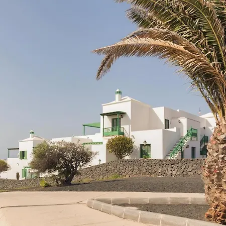 Om Con Vistas Al Mar Y Volcanes Apartament