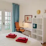 Om Con Vistas Al Mar Y Volcanes كوستا تاغيسي