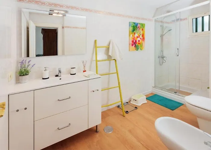 Om Con Vistas Al Mar Y Volcanes アパート *